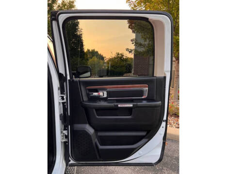 2016 RAM 1500 Laramie