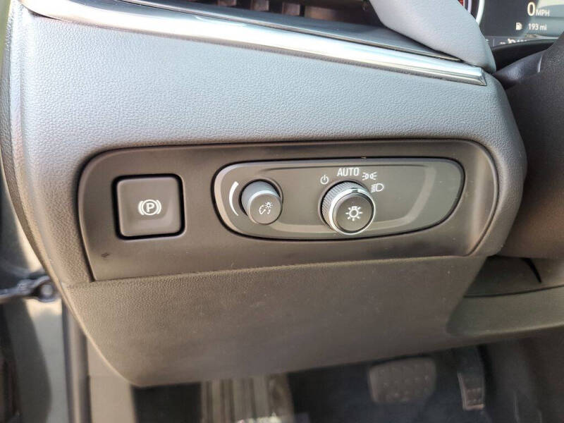 2021 Buick Enclave Essence