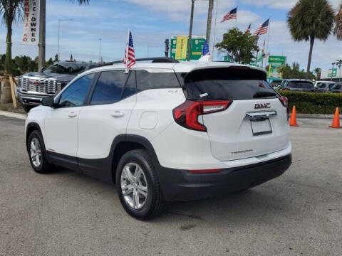 2022 GMC Terrain SLE