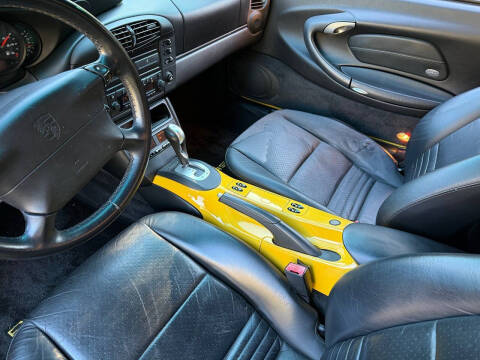 2001 Porsche 911 Carrera