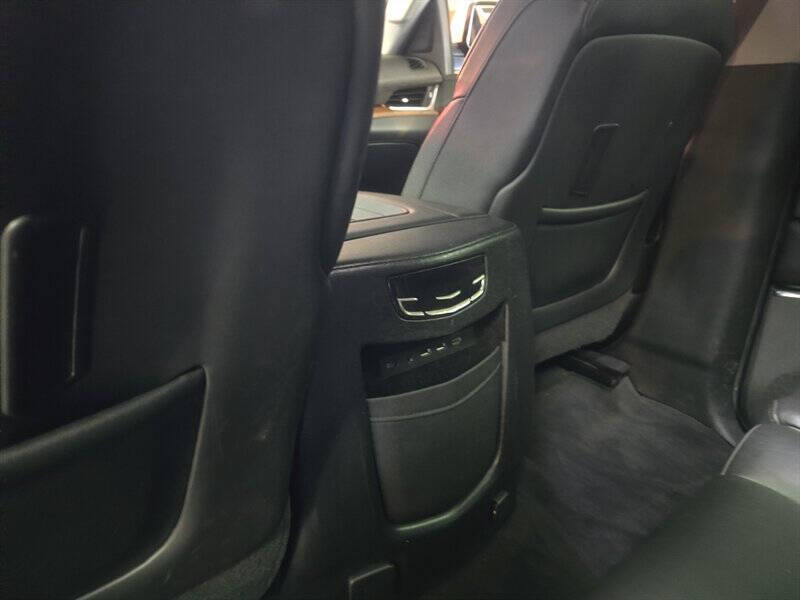 2017 Cadillac Escalade ESV Premium Luxury