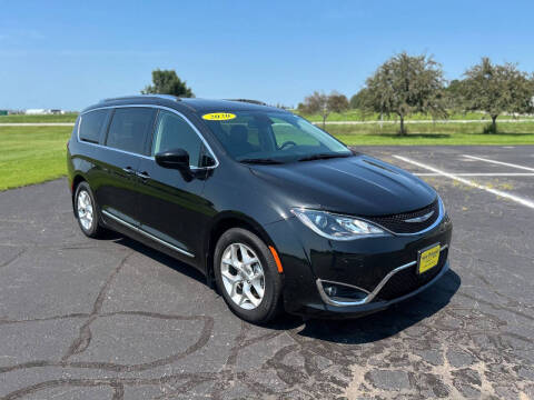 2020 Chrysler Pacifica Touring L Plus