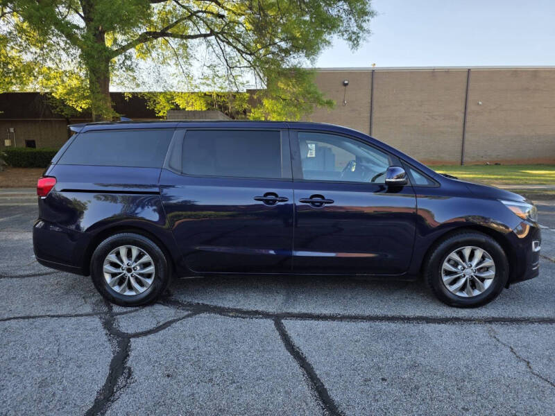 2019 Kia Sedona LX