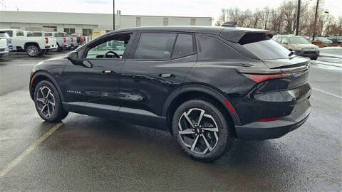 2026 Chevrolet Equinox EV LT 1