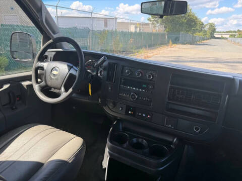 2016 Chevrolet Express 2500