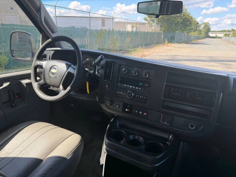 2016 Chevrolet Express 2500