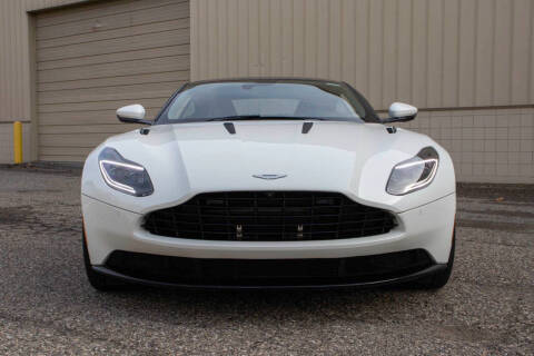 2019 Aston Martin DB11 AMR