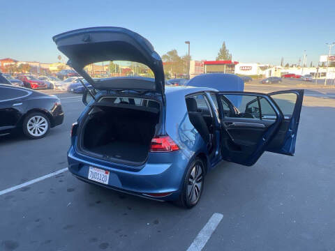 2016 Volkswagen e-Golf SE
