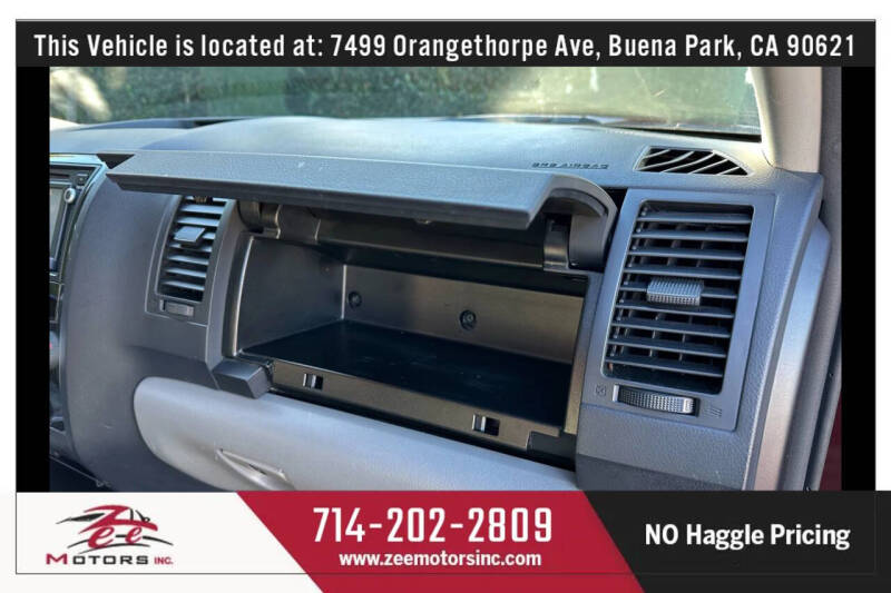 2017 Toyota Sequoia SR5