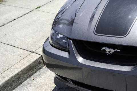 2003 Ford Mustang Mach 1 Premium