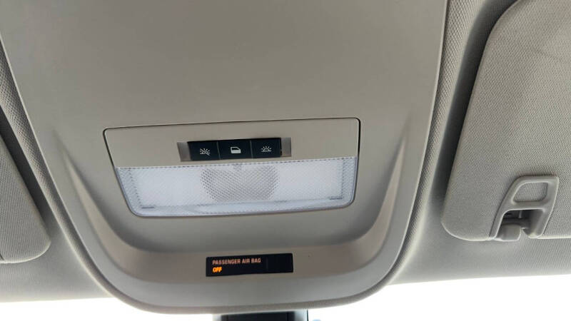 2022 GMC Canyon Elevation Standard