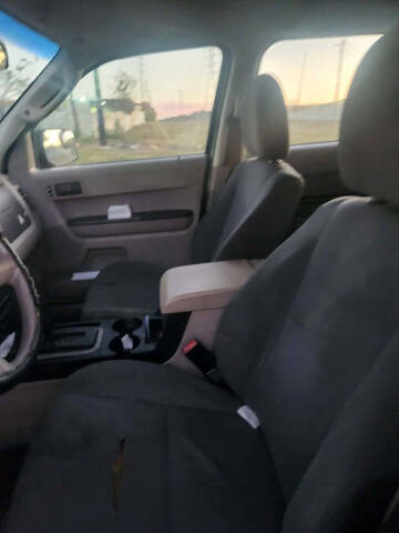 2009 Ford Escape XLS