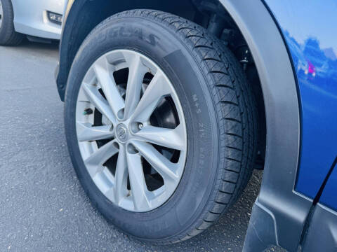 2018 Nissan Rogue Sport SV