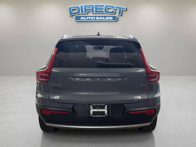 2021 Volvo XC40 T4 Momentum