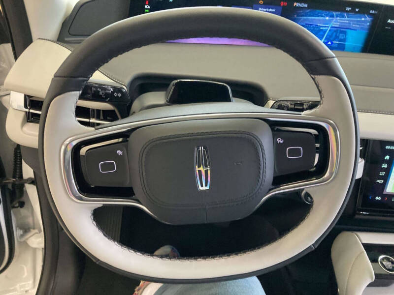 2026 Lincoln Navigator Premiere