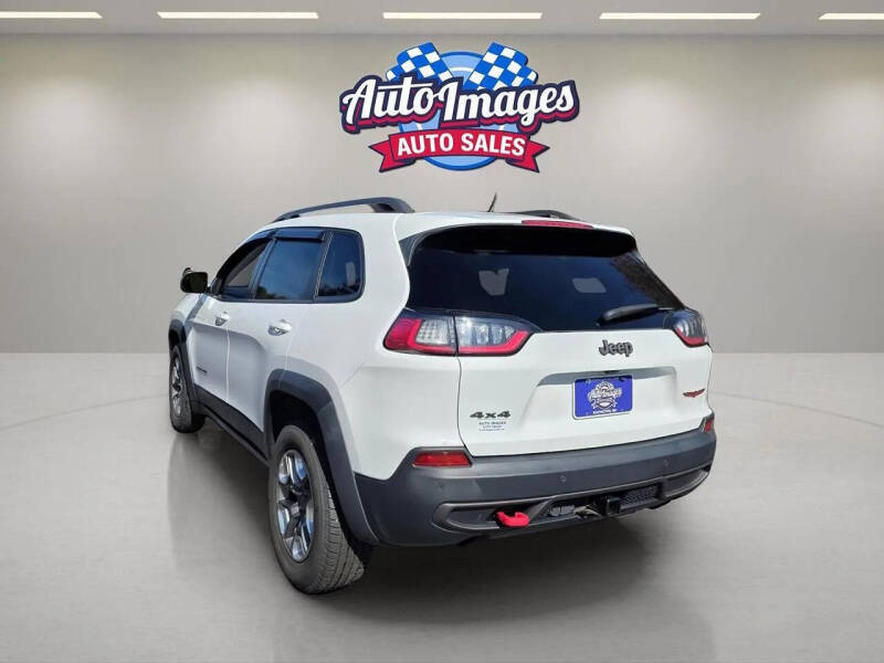 2019 Jeep Cherokee Trailhawk