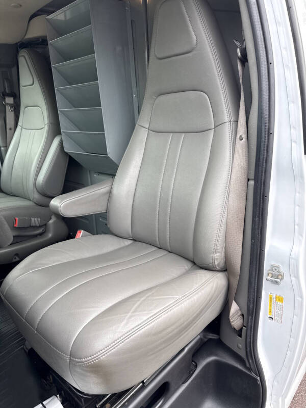 2020 Chevrolet Express 3500