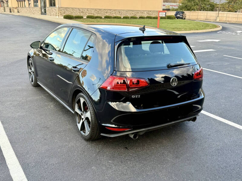 2016 Volkswagen Golf GTI S