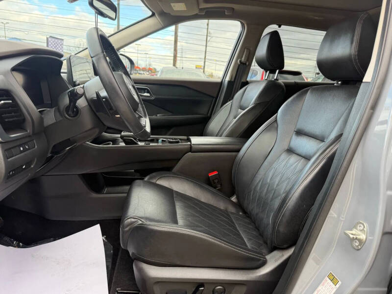 2021 Nissan Rogue Platinum