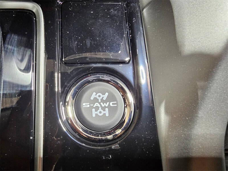 2024 Mitsubishi Eclipse Cross ES