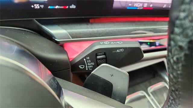 2023 BMW 7 Series 740i