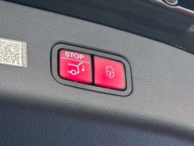 2024 Mercedes-Benz GLC 14