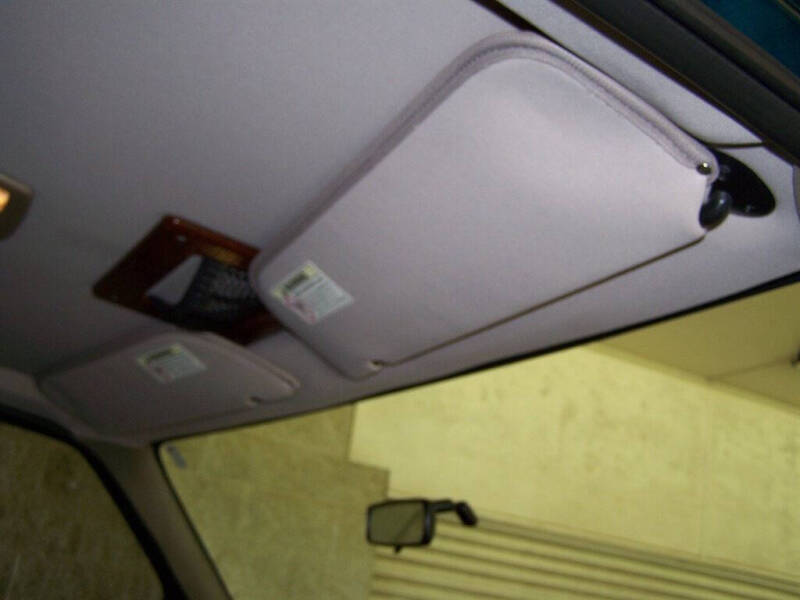 2000 Ford E-Series E-150
