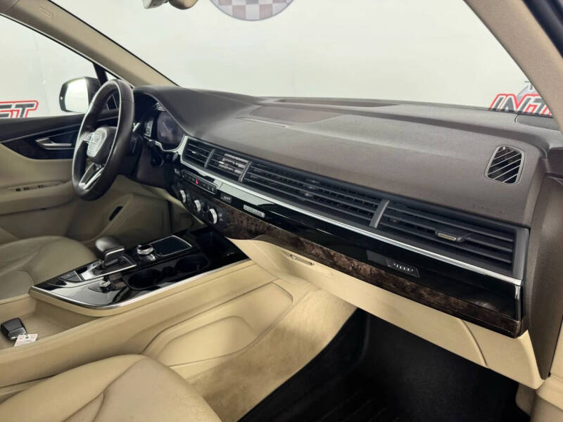 2017 Audi Q7 3.0T quattro Premium Plus