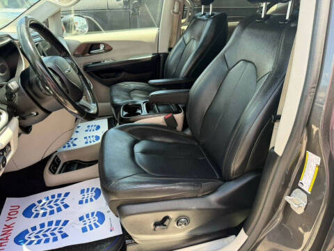 2019 Chrysler Pacifica Touring L 35th Anniversary