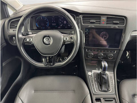 2019 Volkswagen e-Golf SEL Premium