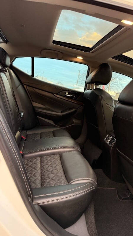 2016 Nissan Maxima Platinum