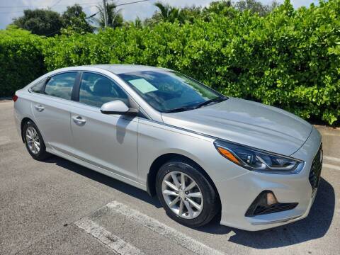 2018 Hyundai Sonata for sale at Auto Tempt  Leasing Inc in Miami FL