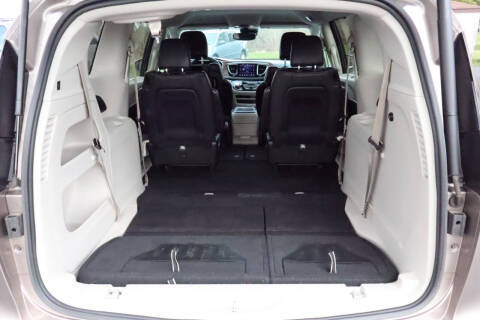 2018 Chrysler Pacifica Touring L Plus