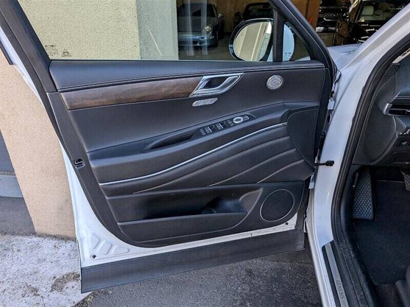 2024 Genesis GV80 2.5T