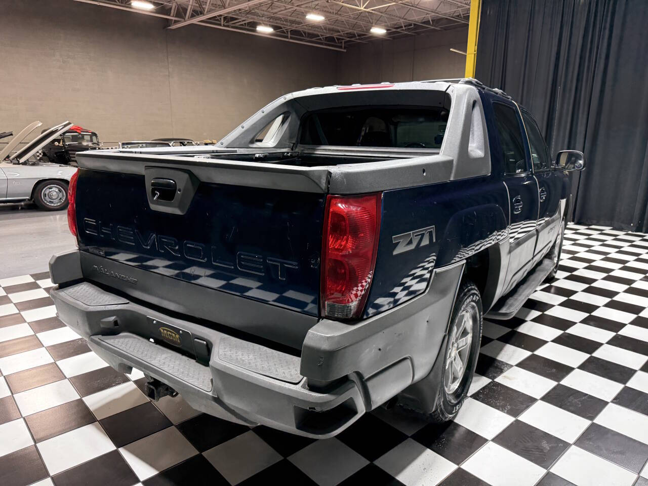 2002 Chevrolet Avalanche 23