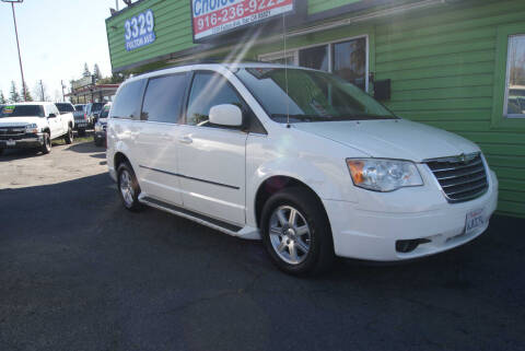 2009 Chrysler Town and Country for sale at Amazing Choice Autos in Sacramento CA