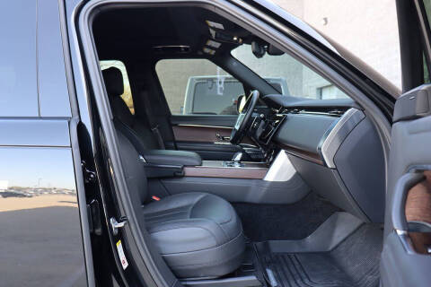 2023 Land Rover Range Rover P530 SE