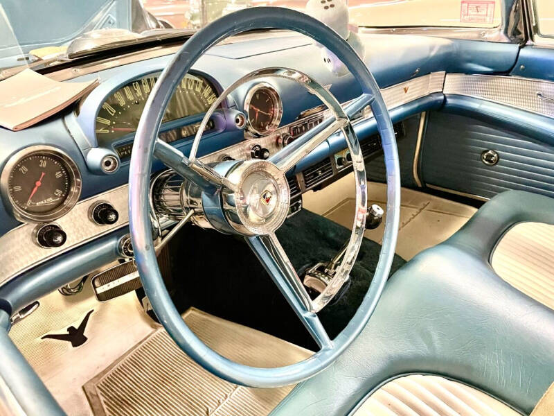 1956 Ford Thunderbird