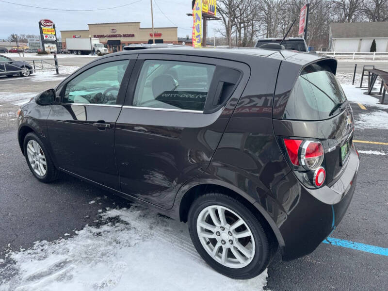 2016 Chevrolet Sonic LT Auto