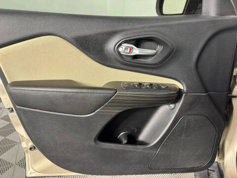 2015 Jeep Cherokee Sport