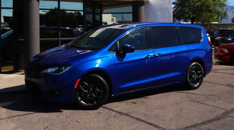 2020 Chrysler Pacifica Touring