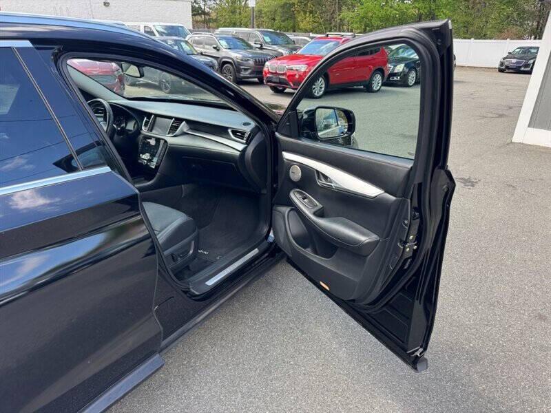 2019 Infiniti QX50 Essential
