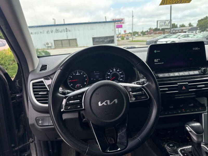 2022 Kia Seltos EX