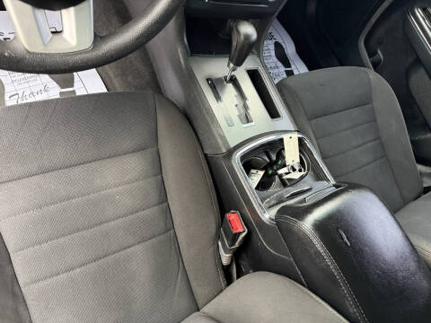 2013 Dodge Charger SE