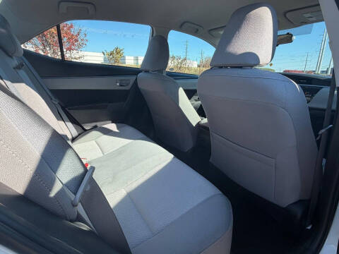 2015 Toyota Corolla LE