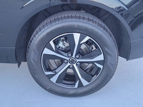 2026 Volvo XC60 B5 Core