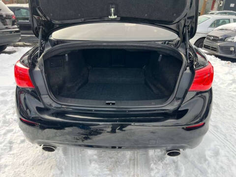 2017 Infiniti Q50 2.0T