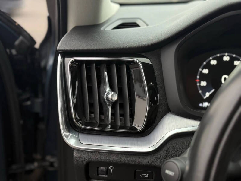 2020 Volvo V60 Cross Country T5