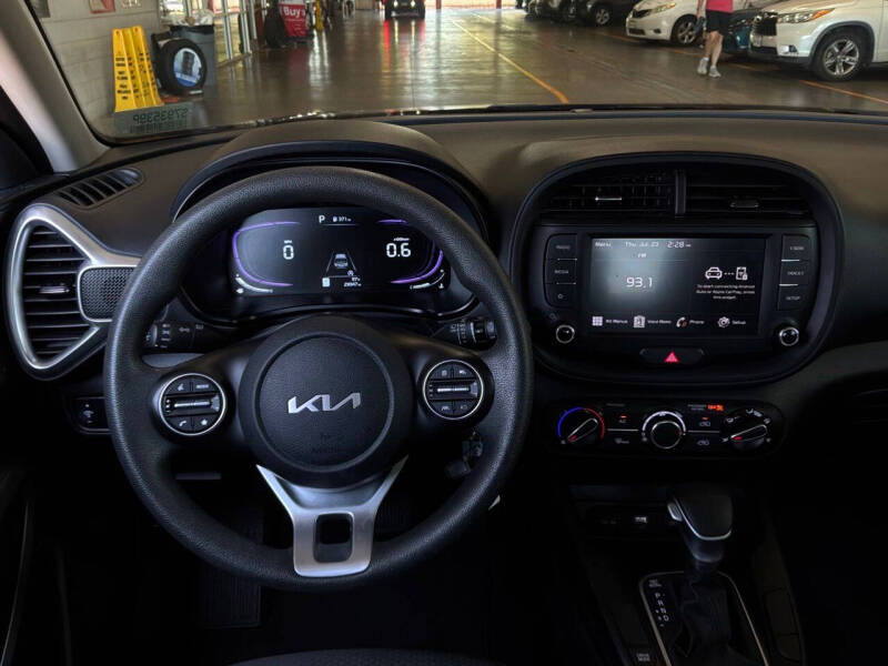 2025 Kia Soul LX