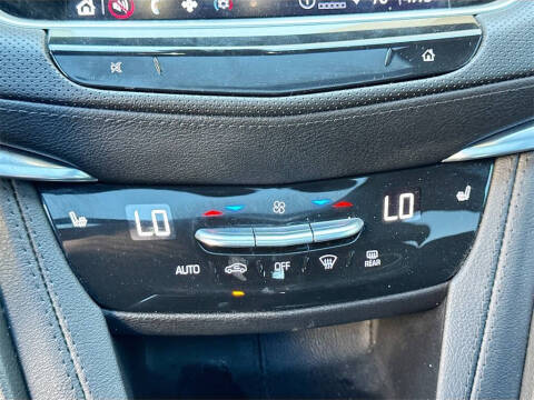 2023 Cadillac XT6 Luxury